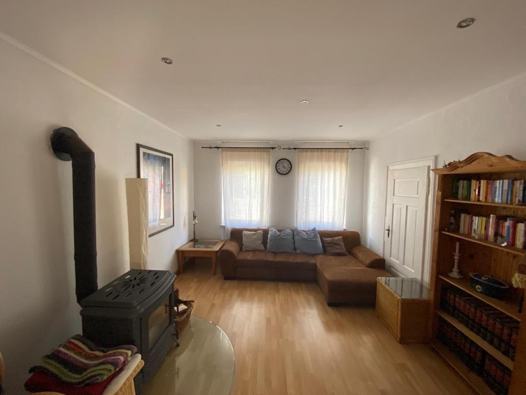 Ferienwohnung Am Theo Carlen Platz Ormesheim エクステリア 写真