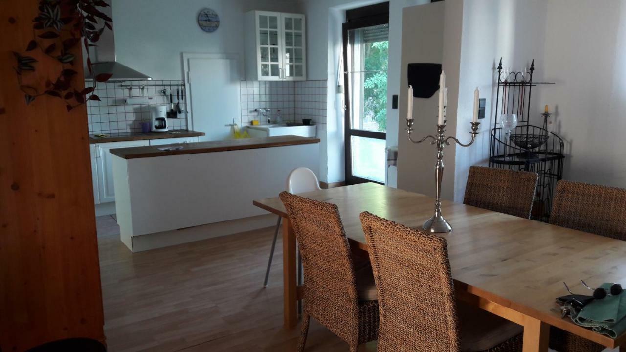 Ferienwohnung Am Theo Carlen Platz Ormesheim エクステリア 写真